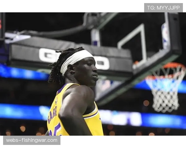 阳光主力中锋琼斯已从膝伤中康复，参与全部对抗训练